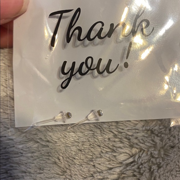 Different Designs earrings - Picture 8 of 9